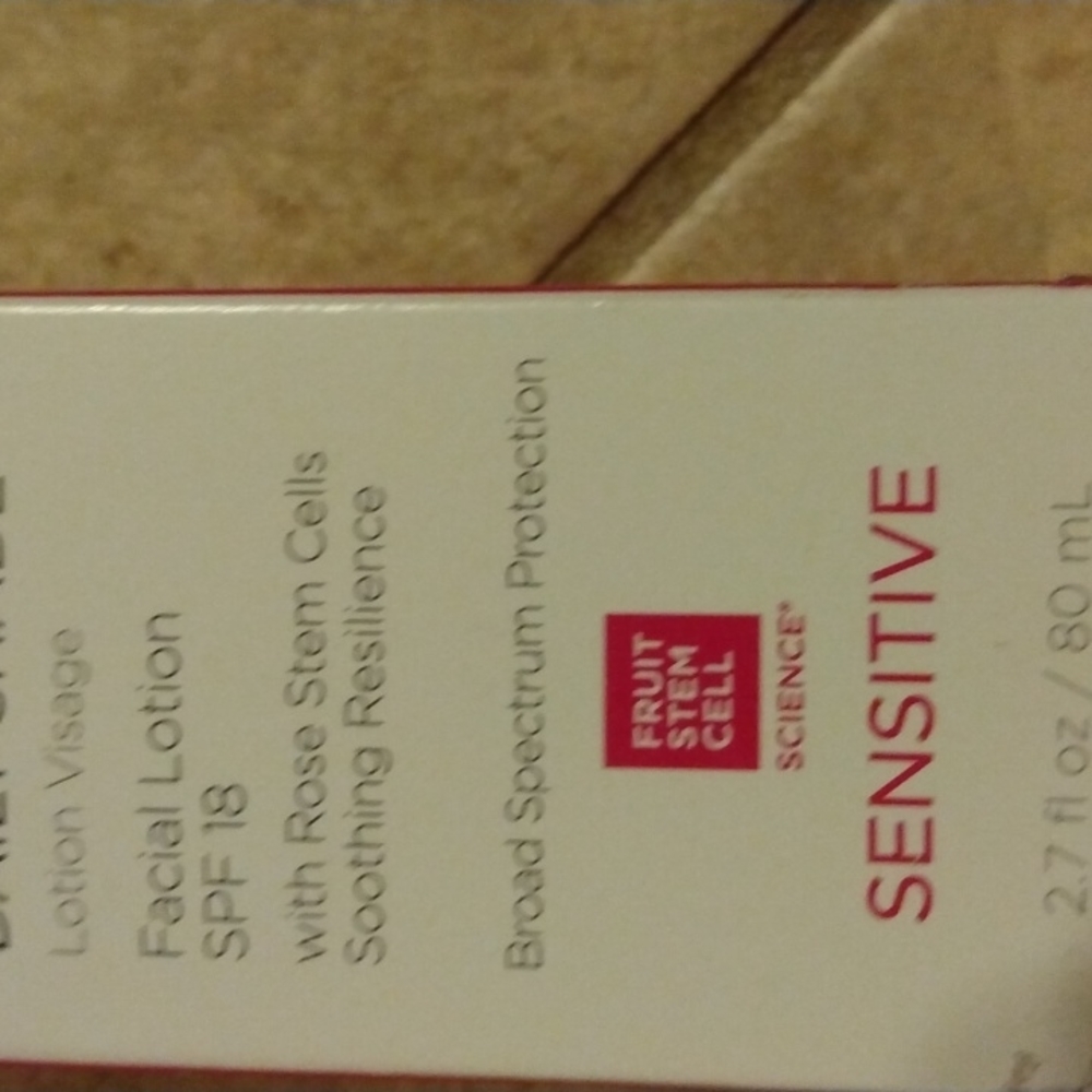 1000 Roses Lotion - Picture 4 of 16